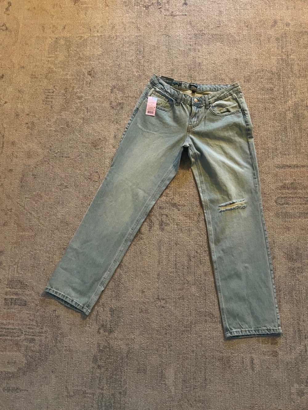 Wild Fable Size 8 Mid Rise Straight Jeans- NWT